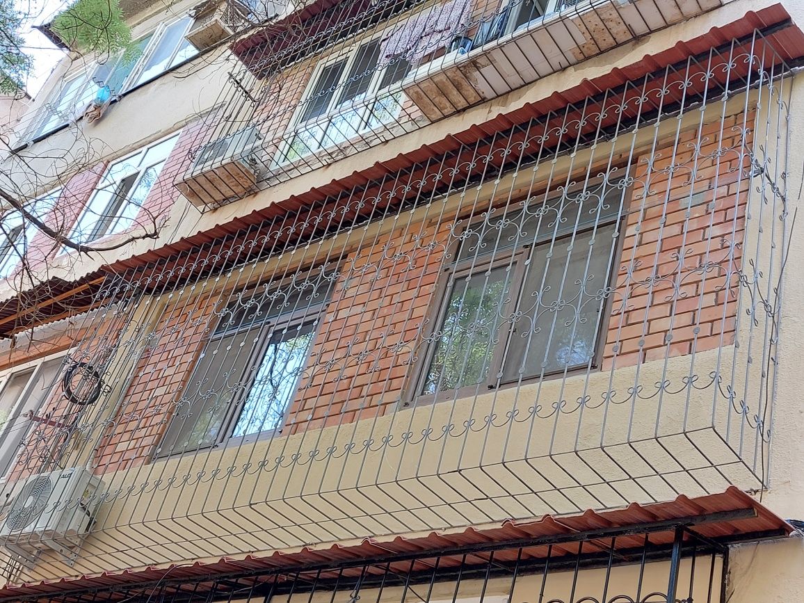 Кладка кирпича на балкон