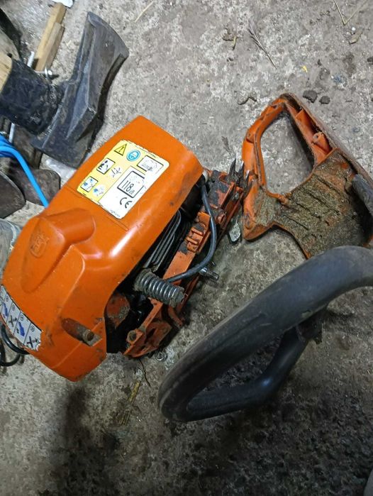 Vand 4 drujbe Husqvarna 236 + una 136