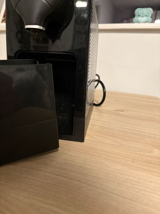 Продавам кафе машина Tchibo Capsule