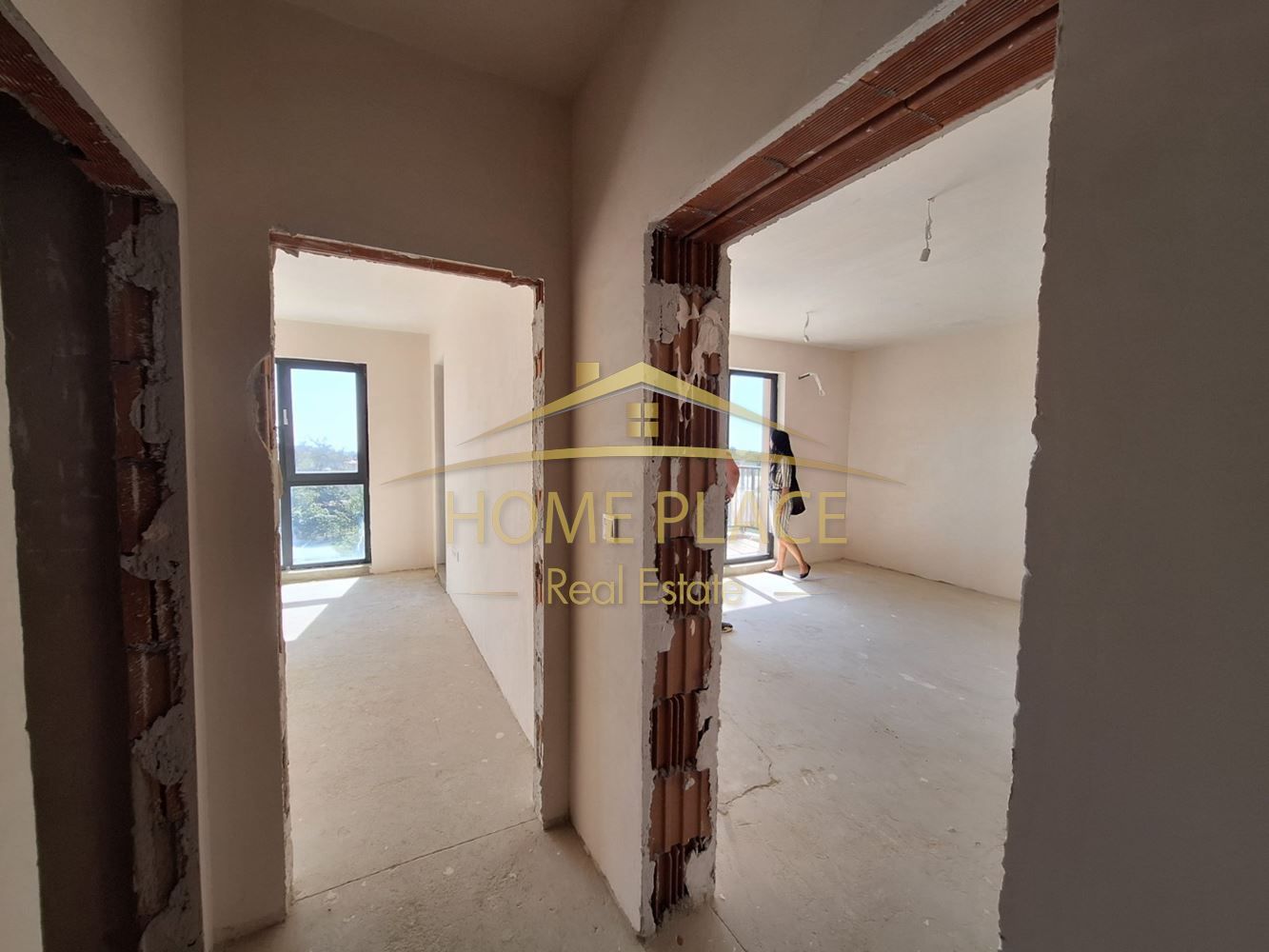 Двустаен апартамент, кв.Виница, 79кв.м.