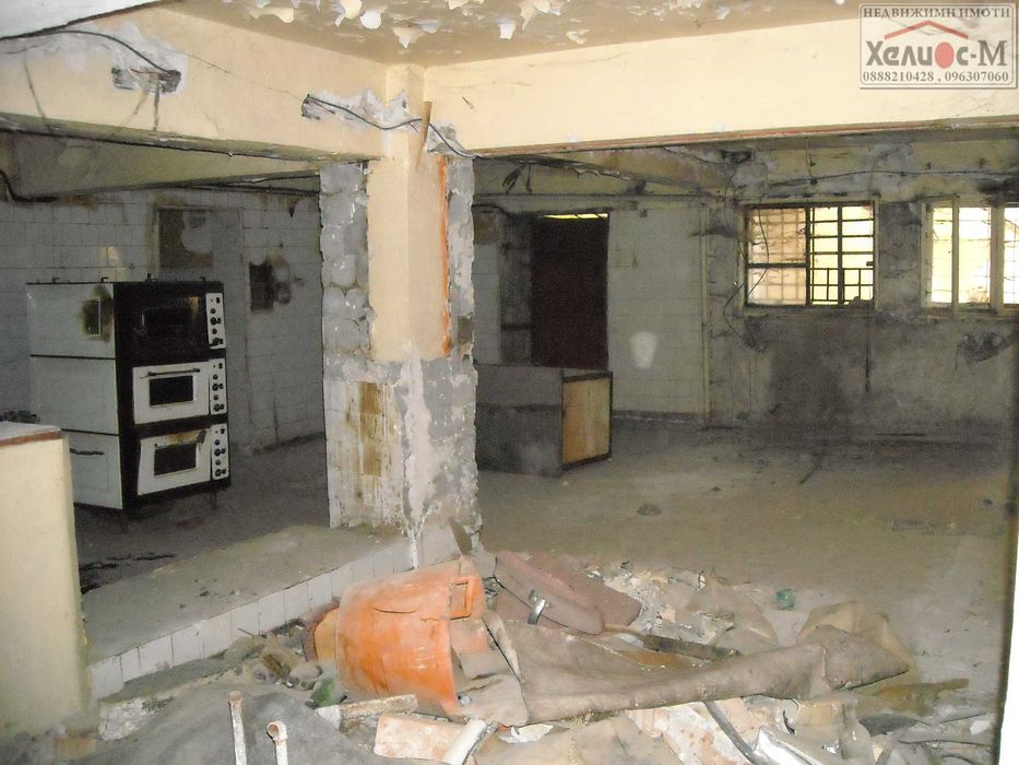 Дава се под наем Заведение в Монтана, Идеален център - 460 кв.м за 99450 € - Снимка #11