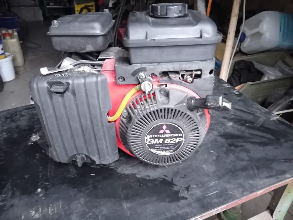Motor MITSUBISHI GM 82P 2.4 ps