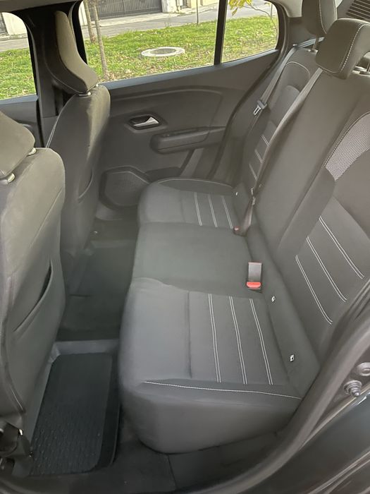 Dacia Logan 2024 1.0 GPL Full