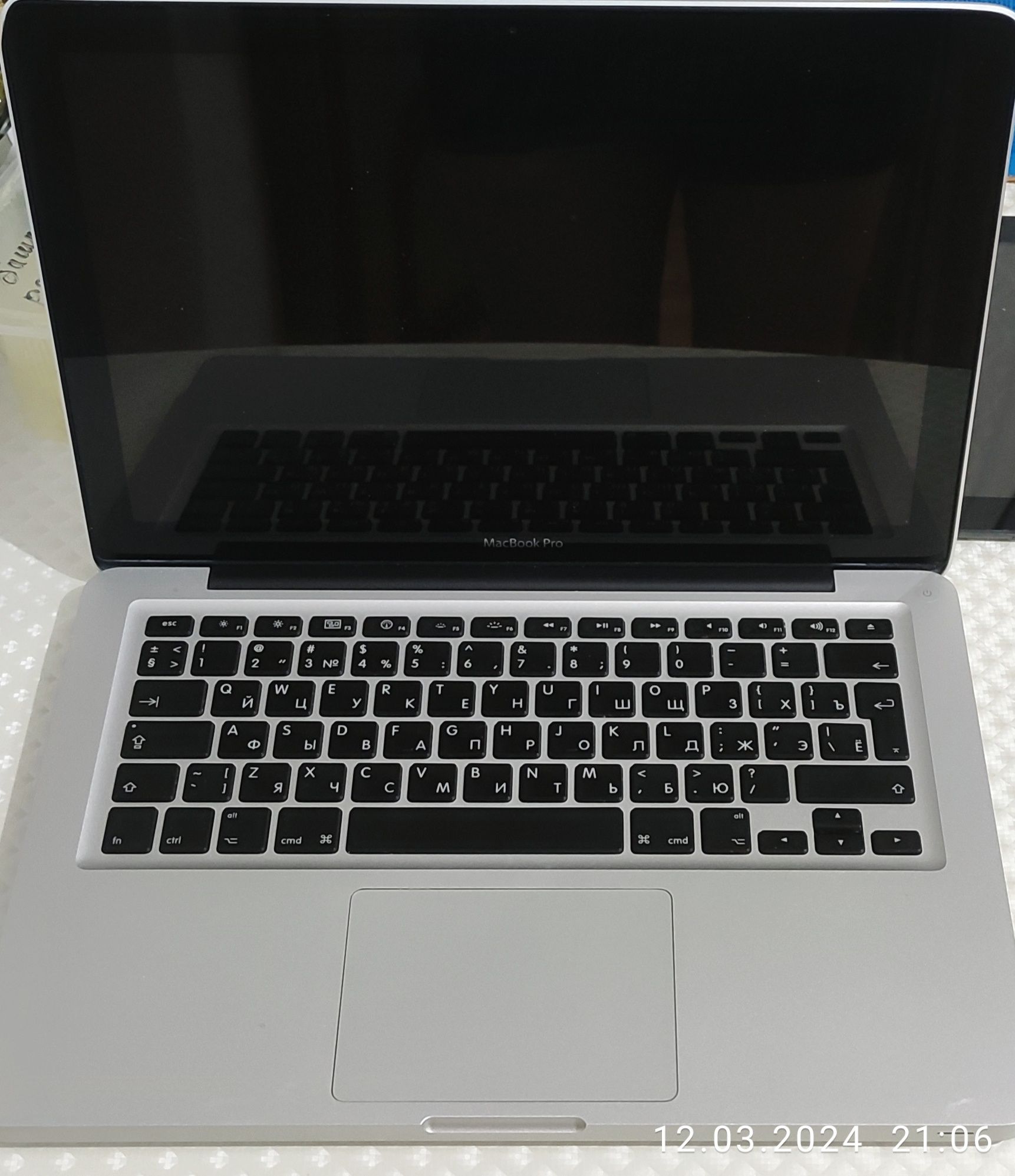 ПРОДАМ MacBook Pro 13