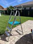 Scara Aluminiu cu platforma Dresing