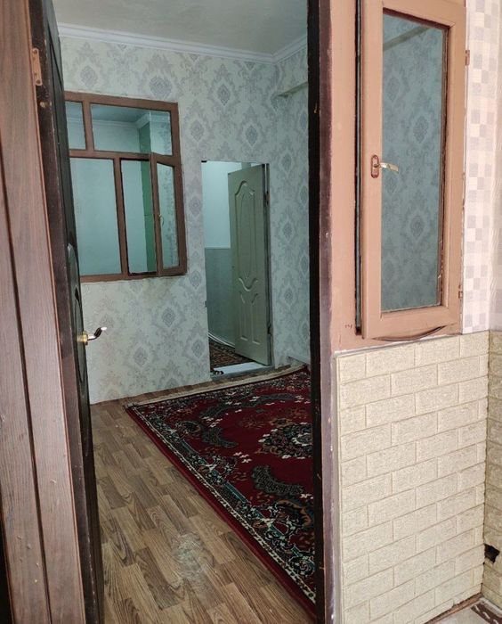 Продаю 3х комнатную квартиру на Лисунова. Срочно