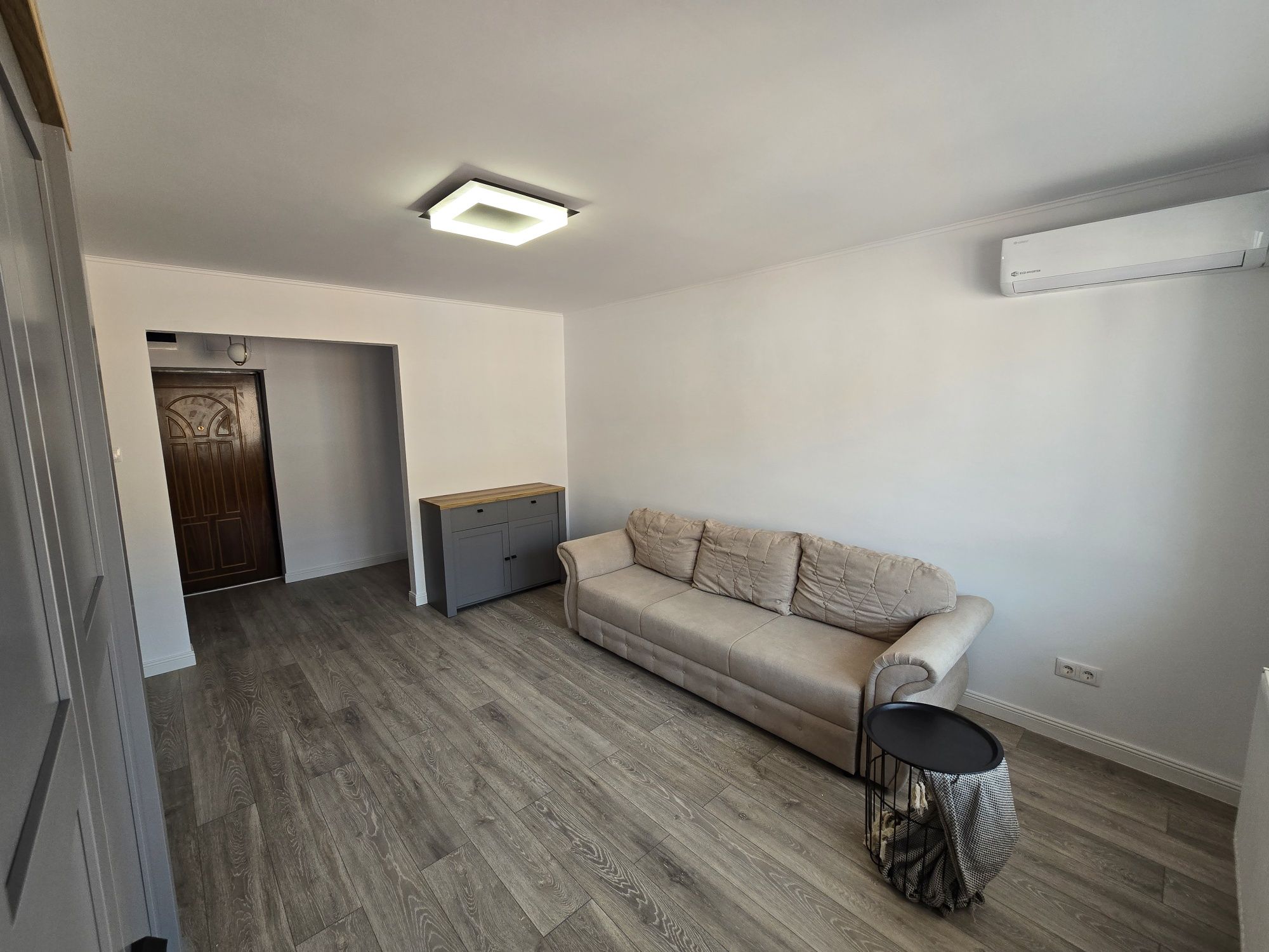 Apartament cu doua camere direct de la proprietar!