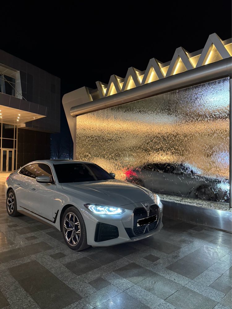 Продаётся bmw i4 в идеальном состоянии