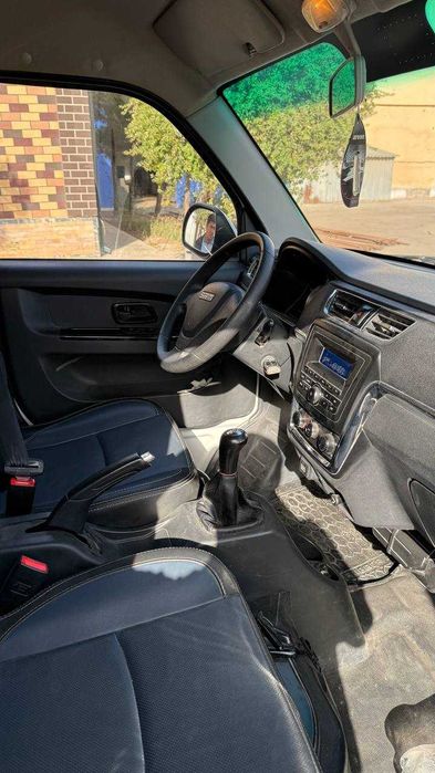 Продаётся Автомобиль SHINERAY T30