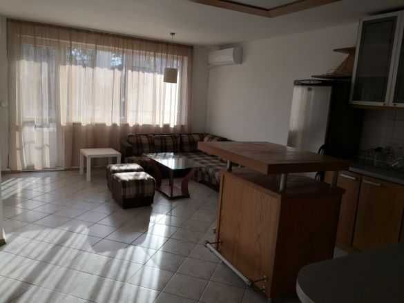 Дава се под наем Двустаен апартамент в София, Зона Б-18 - 70 кв.м за 373.83 € - Снимка #3