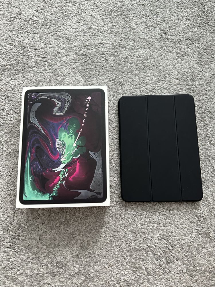 Tableta Apple iPad Pro 11 Wi-Fi 64GB impecabila, cutie + smart folio