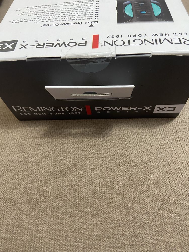 Aparat de tuns Remington Power X3  HC3000 nou la cutie