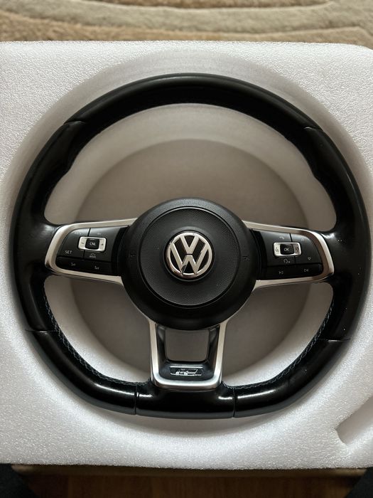 Мултифунционален волан от голф 7R