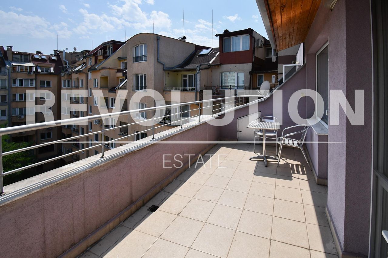 Дава се под наем Двустаен апартамент в София, Изток - 70 кв.м за 640 € - Снимка #10