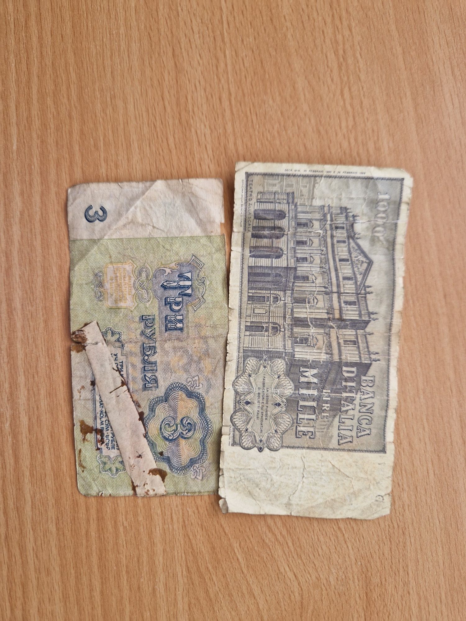 Monede şi Bancnote de Colecție la schimb