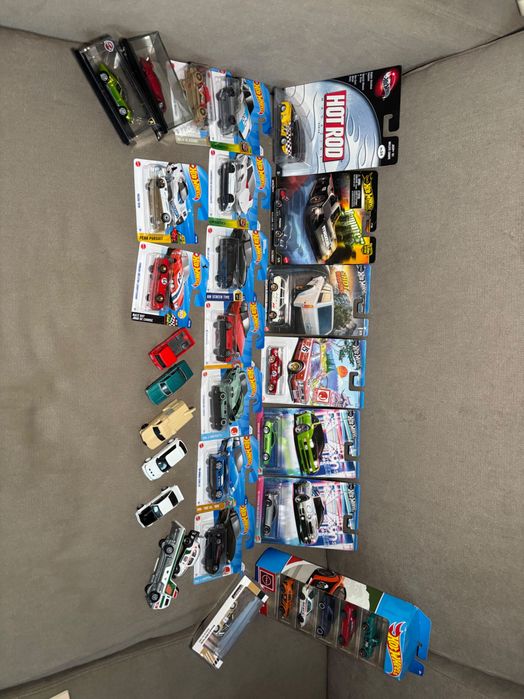 16.10Hot wheels rlc, hot wheels premium,Ferrari Tarmac works, 100%
