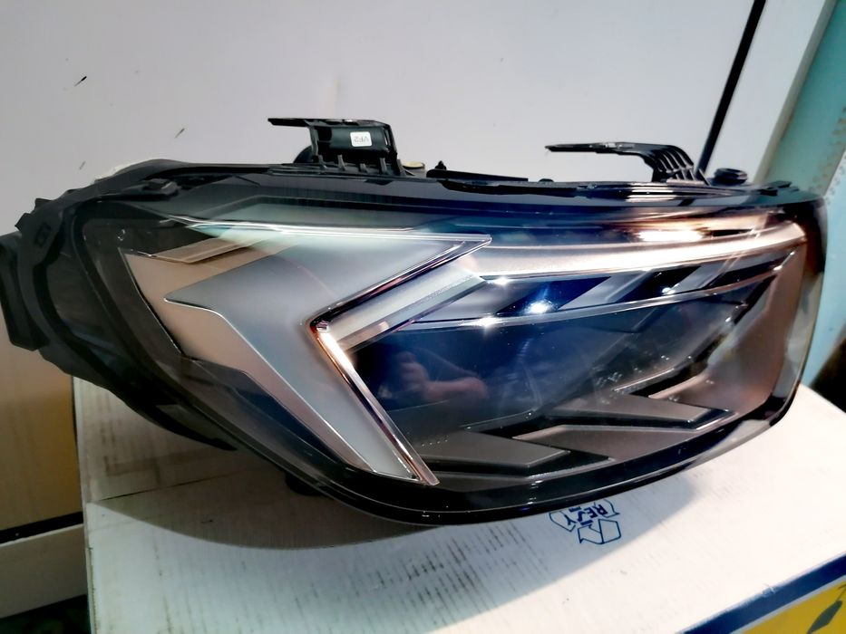 Фар фарове за Ауди А1 / Audi A1 Valeo FUL LED.