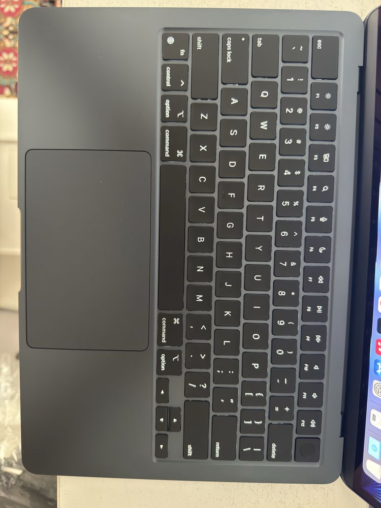 MacBook Air M3 2024/8/256/100%/full box