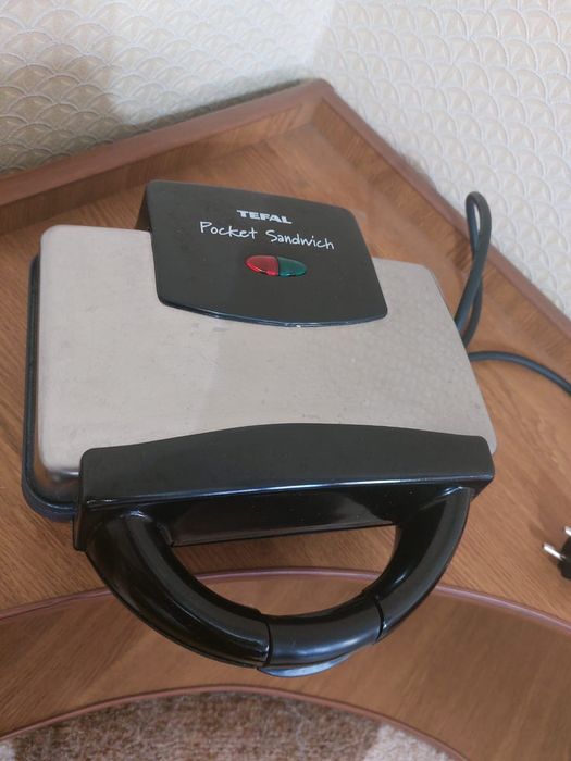 Аппарат для изготовления сэндвичей