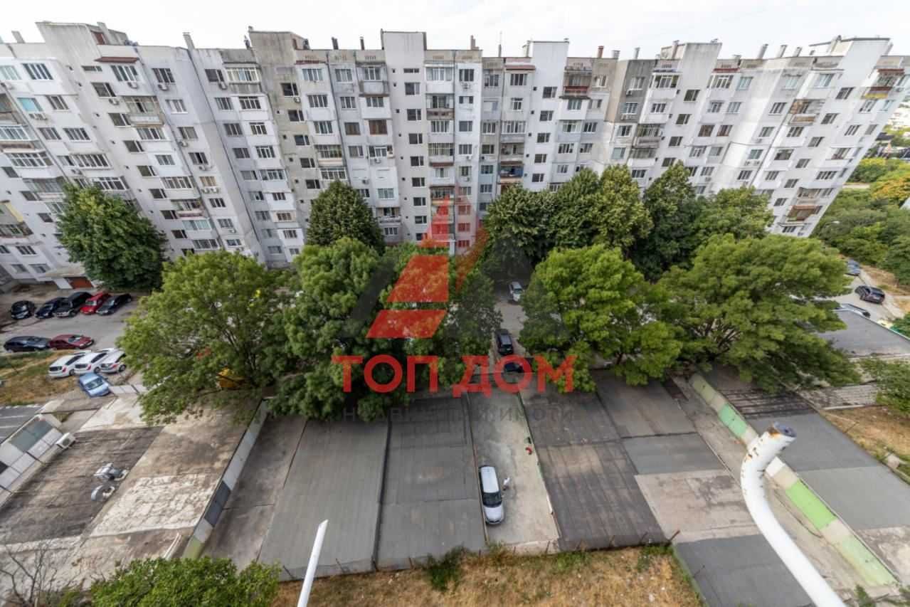 ЕКСКЛУЗИВНО!Тристаен!кв.Възраждане 2!Площ 92кв.м.!Осми етаж!Код74796