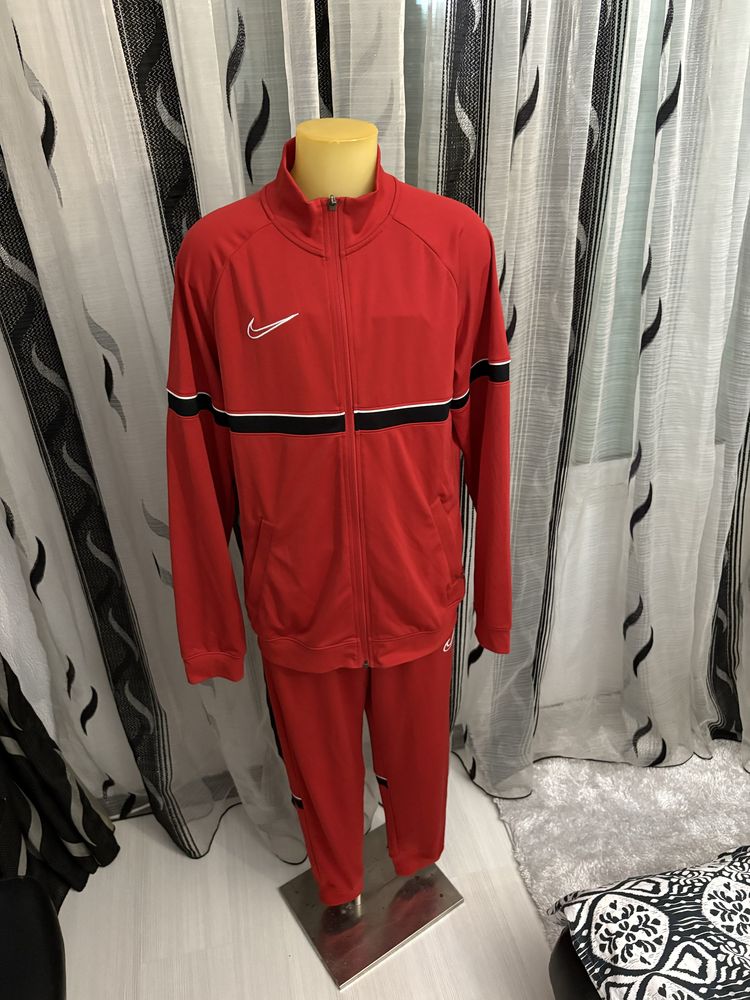 Nike Dri-Fit анцузи