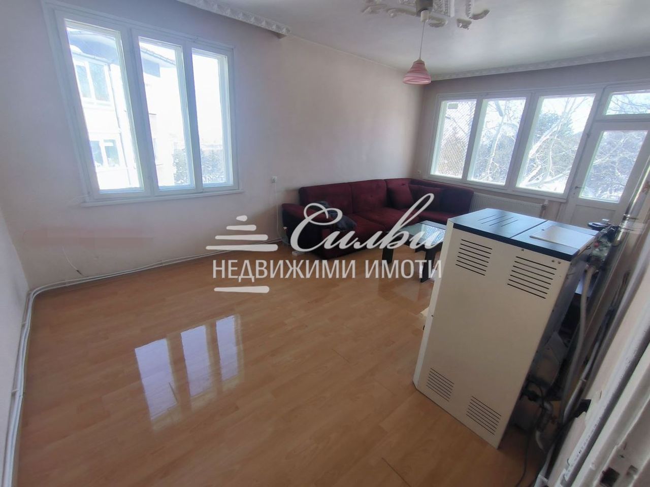 Дава се под наем Многостаен апартамент в Шумен, Пожарната - 120 кв.м за 255 € - Снимка #3