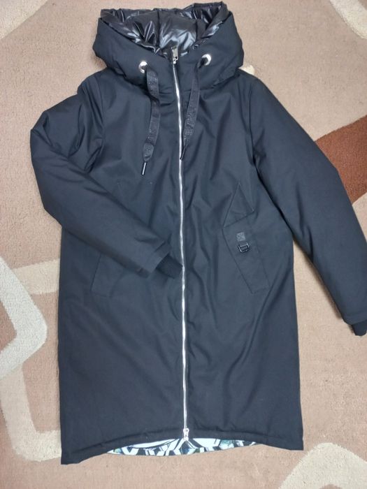 Продам зимнюю куртку)))