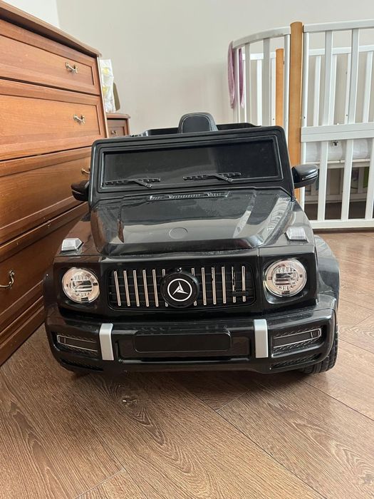 Машинка детская на пульте управления. Гелик