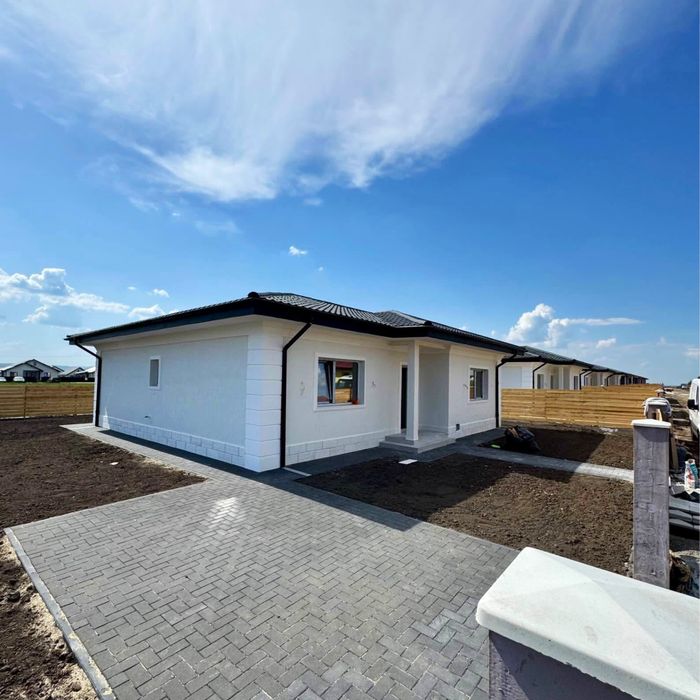 Casă 4 Camere 2 bai, Canalizare, Înc. Pardoseală, Vorovești-Miroslava