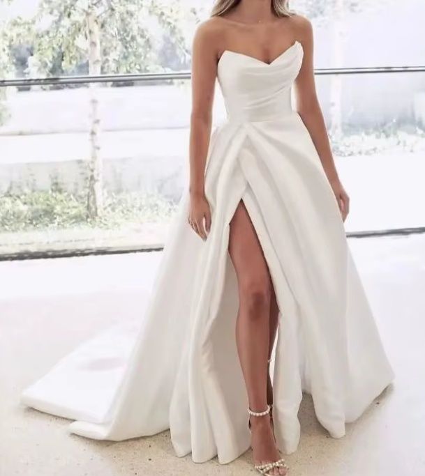 Rochie de mireasa ,satin ivoire,nouă