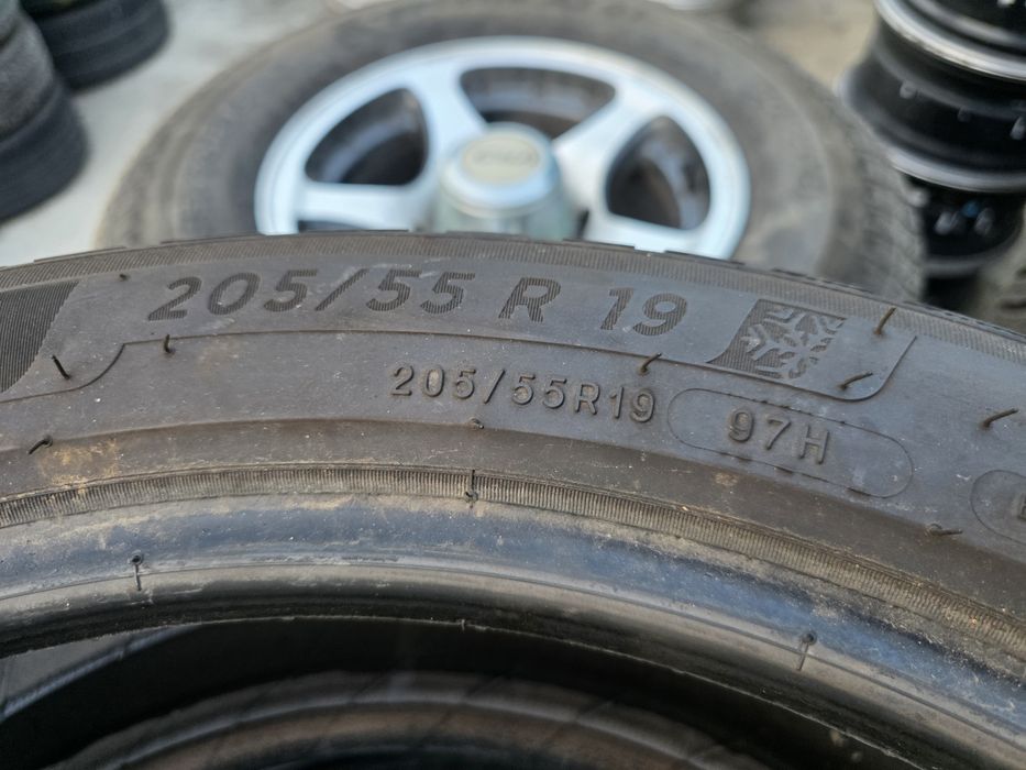 4бр Зимни гуми 205 55 19 - Michelin