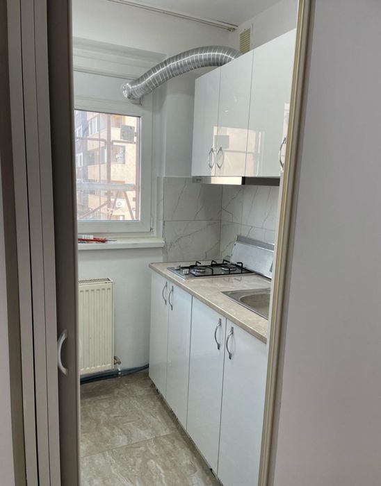 Proprietar închiriez garsoniera Titan Ozana