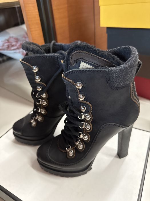 Кожени боти на ток и платформа Dsquared