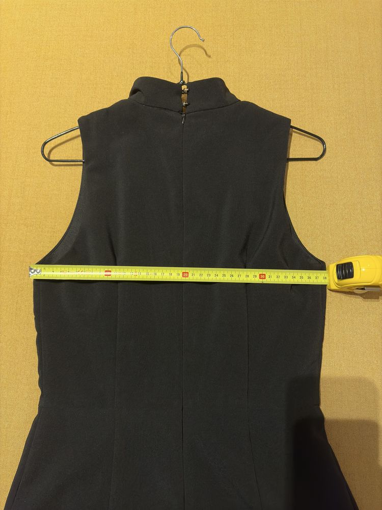 Salopeta scurta neagra