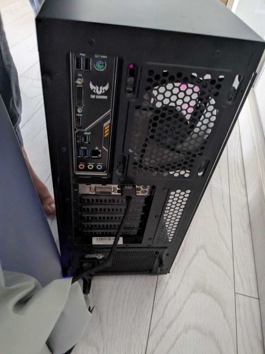 Vand PC Gaming Ryzen 5 / MSI 8GB DDR5 256bit / RAM 16 GB / SSD 1TB