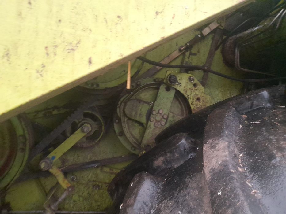 Combina Claas Mega 204
