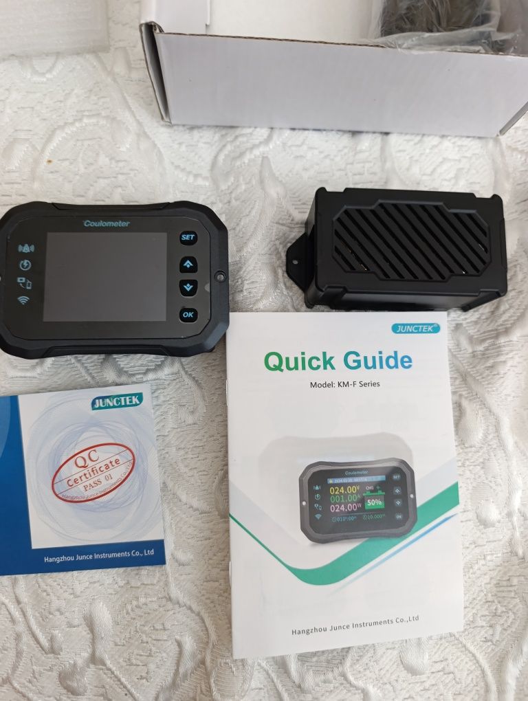 JUNCTEK Battery Monitor KM110F с Bluetooth и LCD дисплей