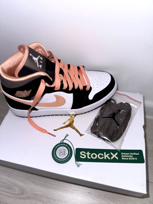 Nike Jordan 1 Mid Peach Mocha