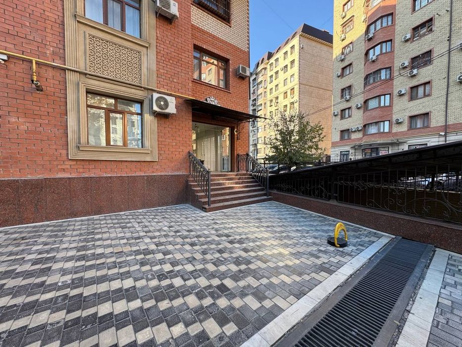 Продаётся коммерческая недвижимость Яккасарай ор-р Marriott 8 роддом