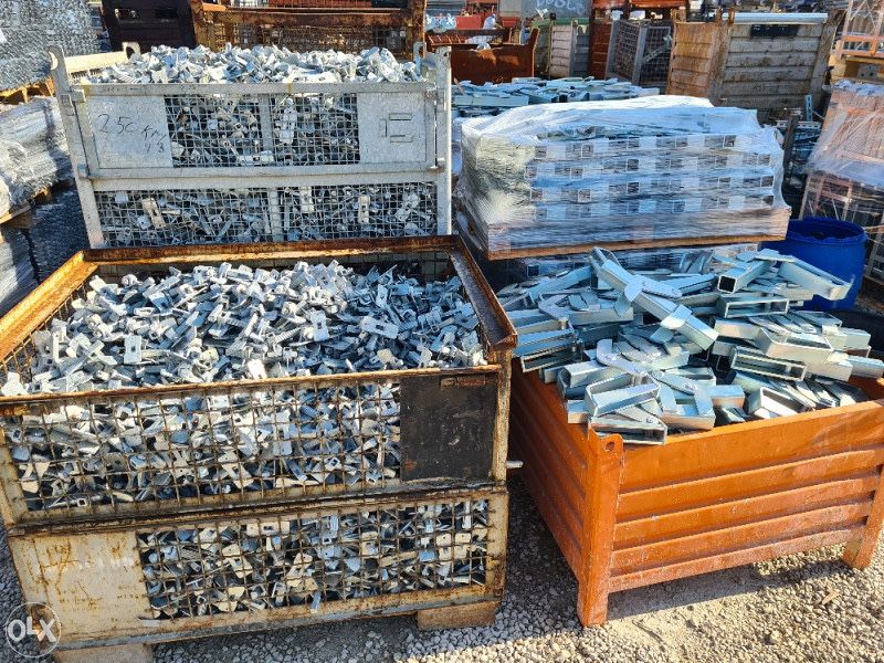 Panouri triplustratificate tip doka, lana, placa galbena cofrare