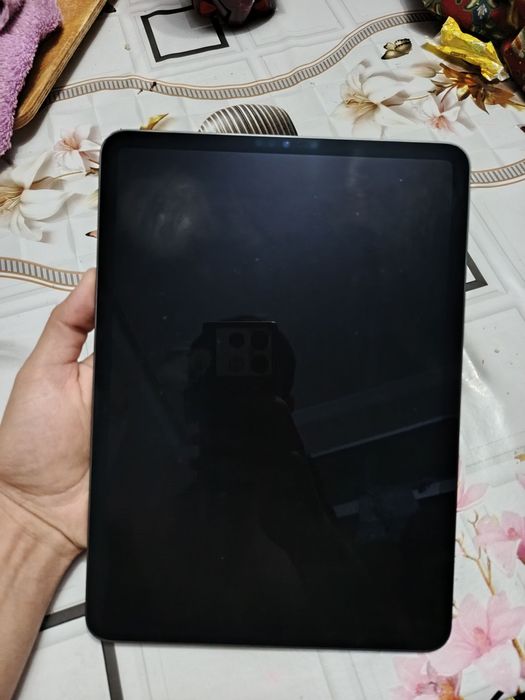 Ipad M1 Pro 3rd 256GB WIFI sotiladi