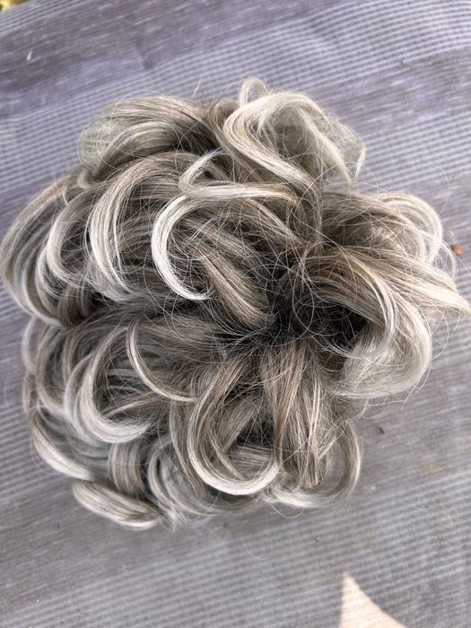 Продам парик новая не ношенная