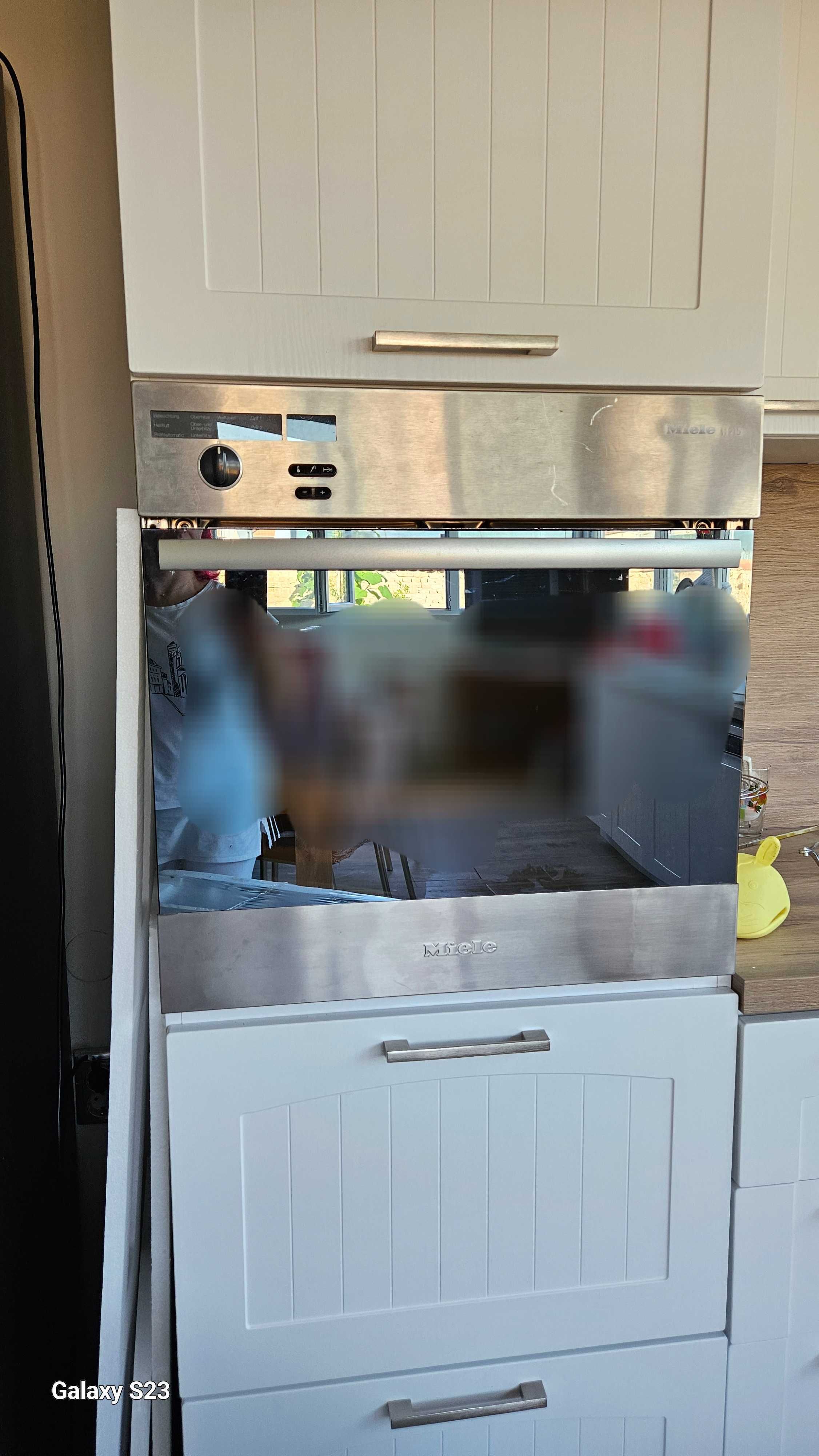 Фурна за вграждане Miele H215