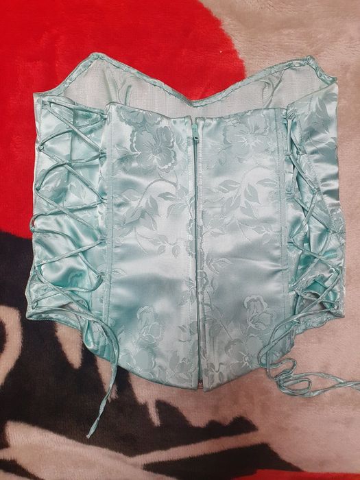 Corset ajustabil, culoare superba