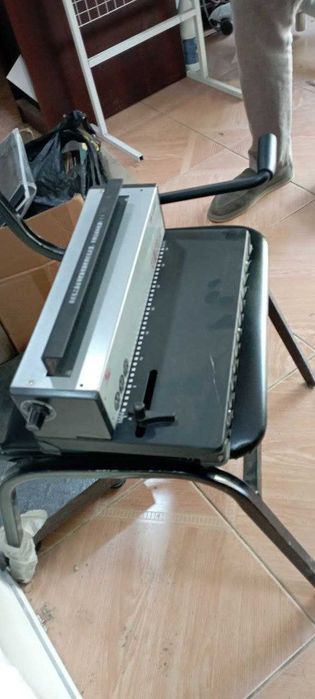 переплётная машина TD-1200 брошюратор железных пружин