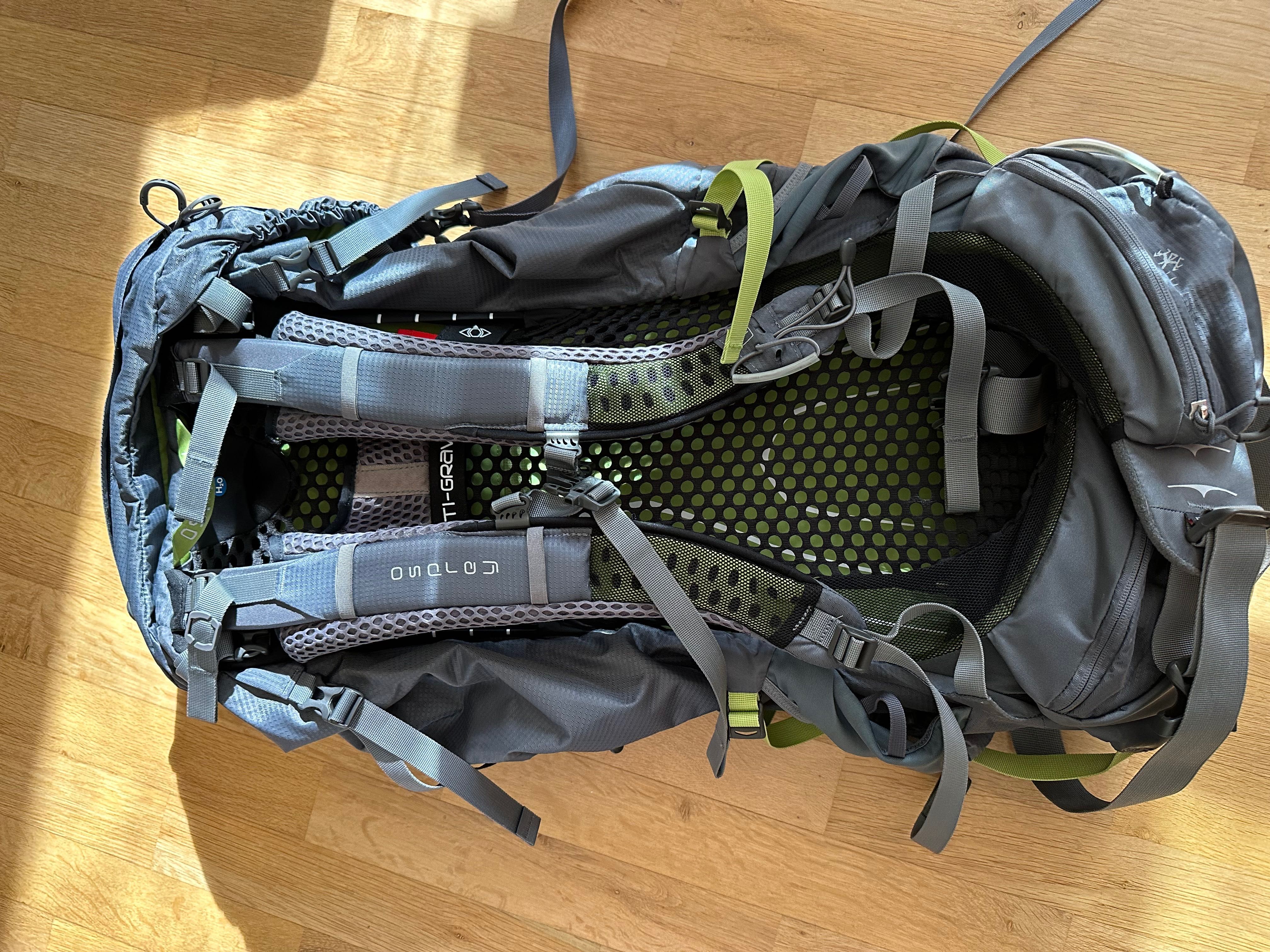 Ospray Atmos AG 65 Раница, Чисто Нова Size L(20-23)in