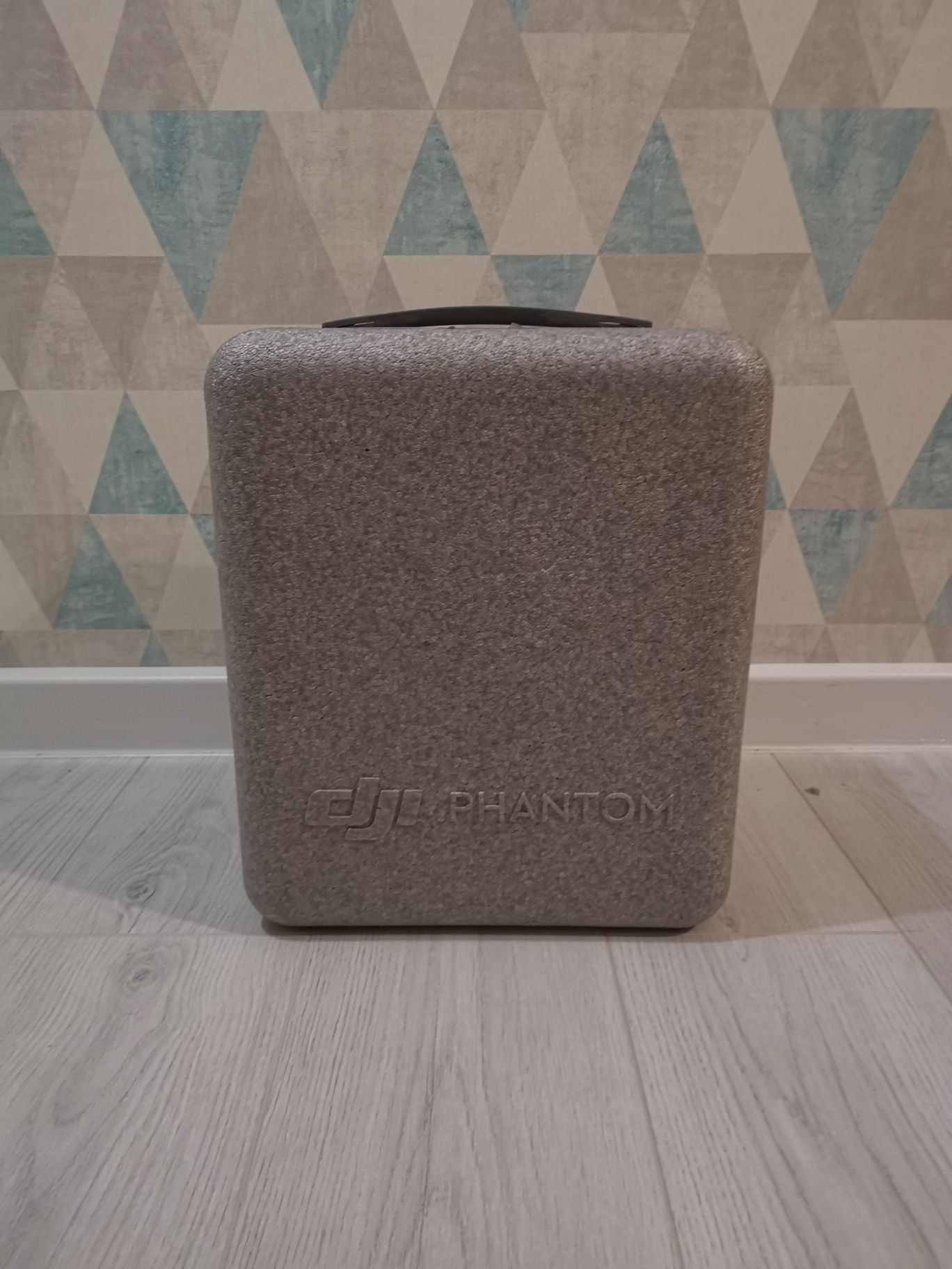 Дрон DJI 4 Phantom Pro