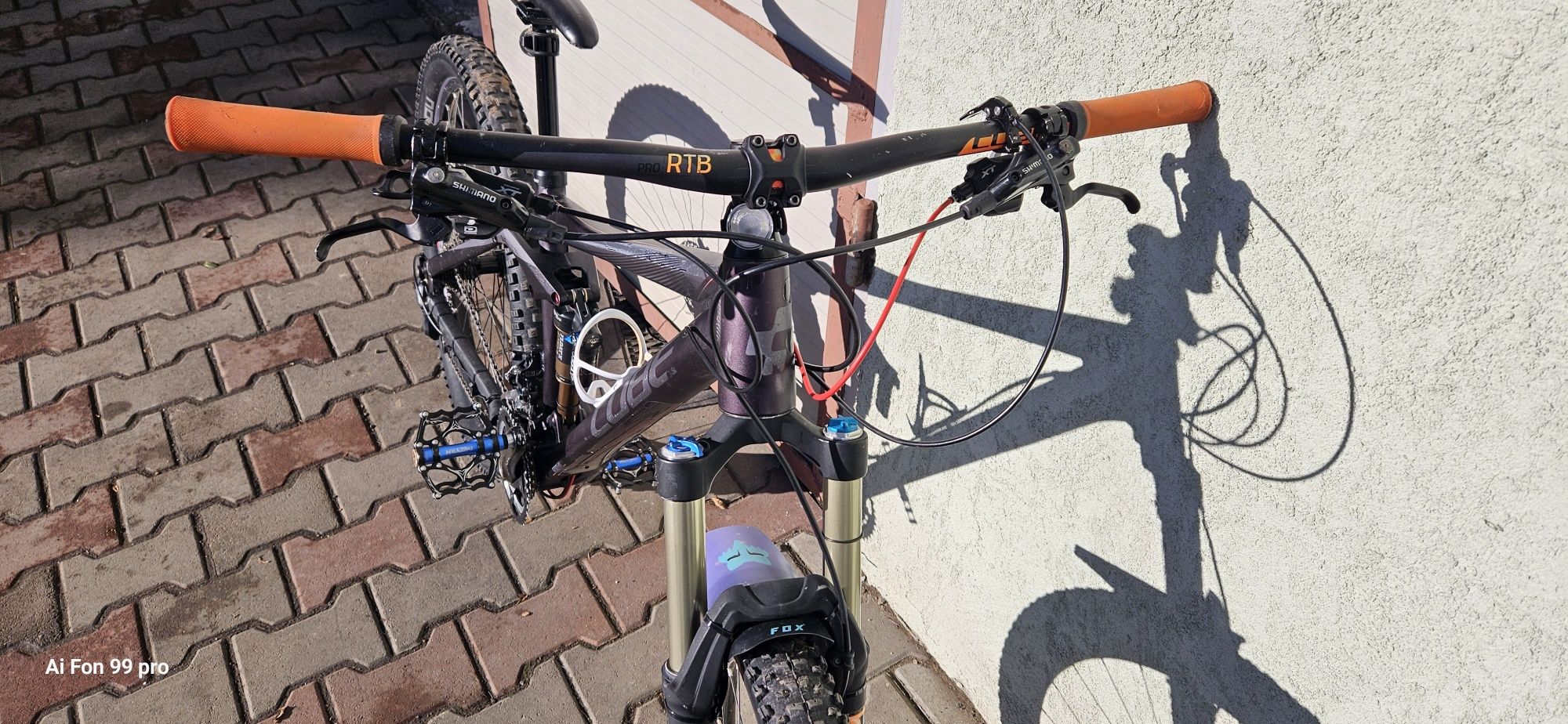 Bicicleta full suspension fox Cube Stereo