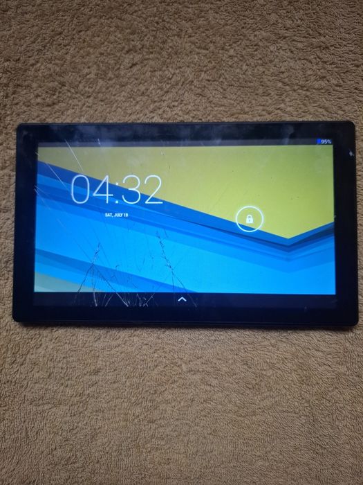 Vând tableta utok defecta