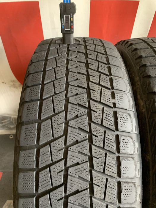 235 65 17, Зимни гуми, Bridgestone BlizzakDM-V1, 2 броя